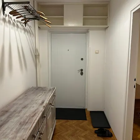 Kalenic Sky Apartment Belgrade